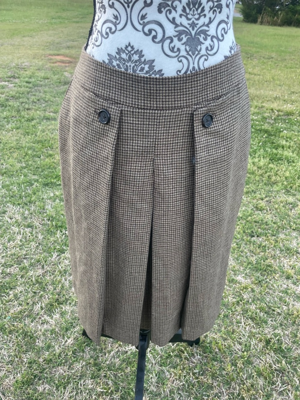 Brooks Brothers 346 Brown Houndstooth Pleated Pencil Skirt